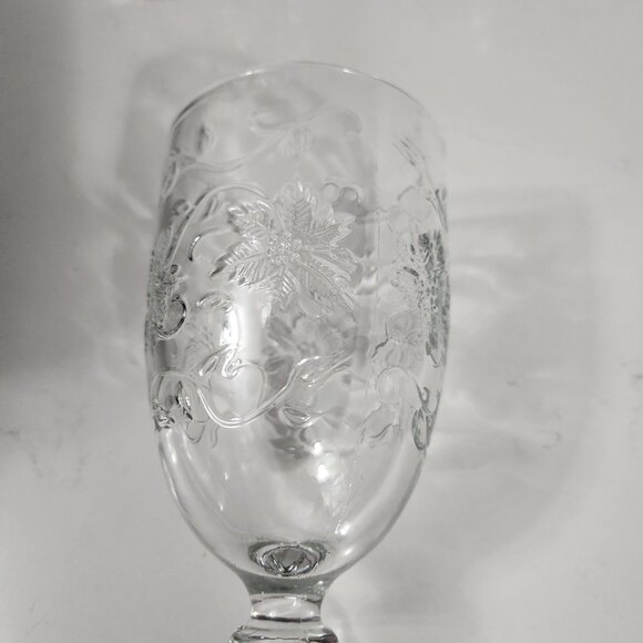 Fantasia Princess House Footed Ice tea glasses with scalloped base box/4 NIB Vtg - Picture 6 of 7